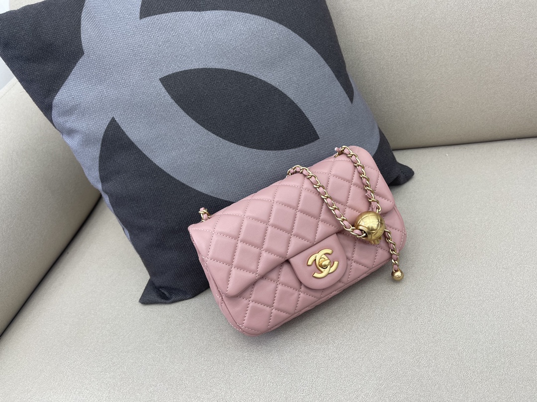 Small Classic Flap Lambskin Bag AS1787 Light Pink